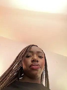 alissradiante1 online show from March 10, 12:25 am