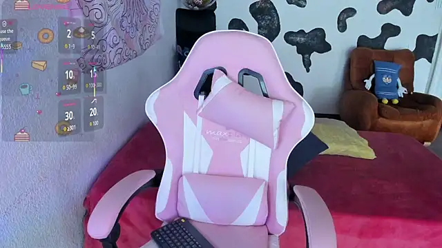 abbie jensen  online show from October 27, 8:25 pm