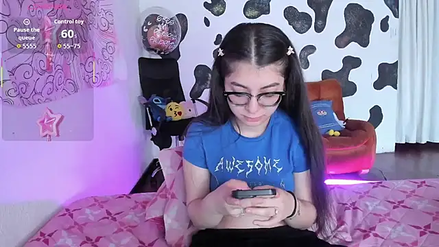 abbie jensen  online show from October 12, 5:04 pm