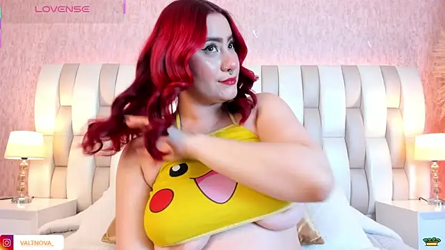 Snapshot of valt_ chatting on October 15, 9:06 pm valt online show from October 15, 9:06 pm