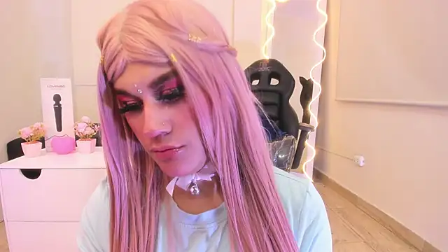 ocean tay online show from October 3, 1:05 pm