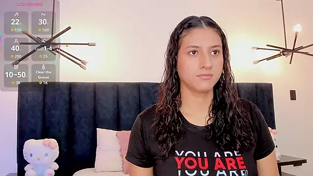 Snapshot of niia7 chatting on October 21, 7:40 pm niia7 online show from October 21, 7:40 pm