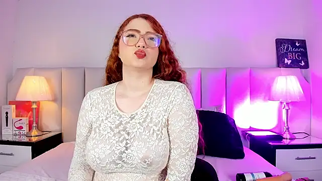 Snapshot of lizy_portman chatting on October 3, 8:58 pm lizy portman online show from October 3, 8:58 pm