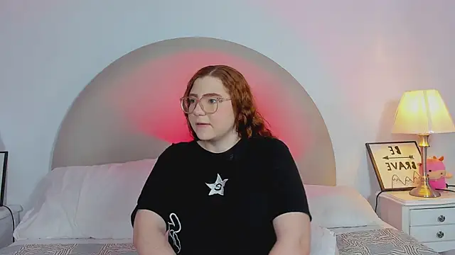 Snapshot of lizy_portman chatting on October 10, 9:09 pm lizy portman online show from October 10, 9:09 pm