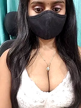 Aanya hotty online show from March 24, 7:08 pm