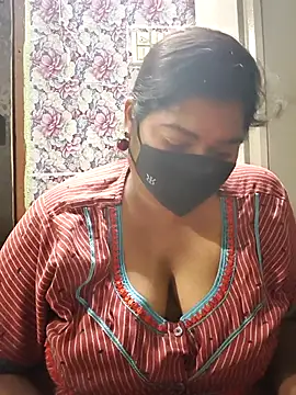 Liyaa 24 online show from March 22, 4:46 pm