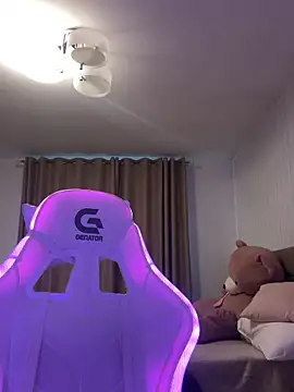 Snapshot of LunaBex chatting on September 29, 6:07 am LunaBex online show from September 29, 6:07 am