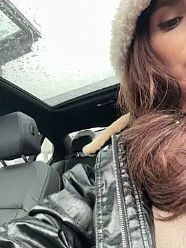 LunaBex online show from February 6, 7:23 am