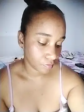 EbonyHorrny online show from October 18, 3:09 am