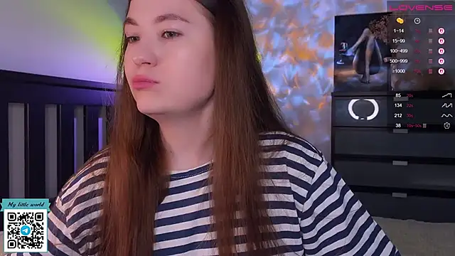 mia here online show from October 14, 12:57 am