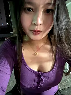 Snapshot of chenyu0308 chatting on October 13, 11:57 am chenyu0308 online show from October 13, 11:57 am