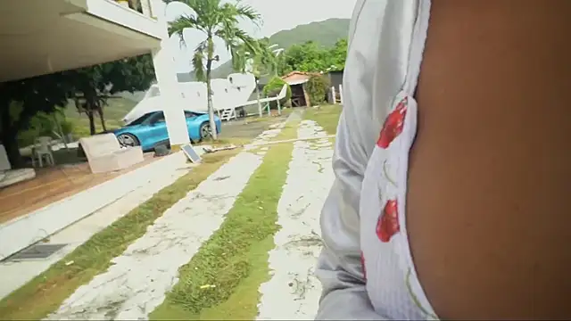 Snapshot of GGmansion01 chatting on September 20, 12:25 pm GGmansion01 online show from September 20, 12:25 pm