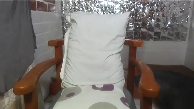 rose-crystal online show from October 4, 11:42 pm