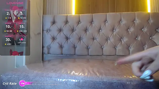 madelen b online show from October 10, 8:25 pm