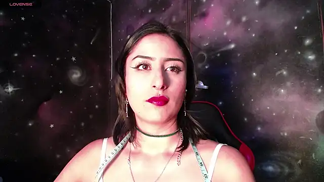 CristaldelLeon s online show from September 13, 8:06 pm