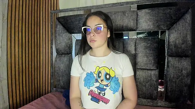 Snapshot of Cherry__Hot chatting on September 23, 10:41 pm Cherry Hot online show from September 23, 10:41 pm