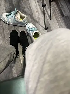 SALOME KORLAND online show from November 10, 11:49 am