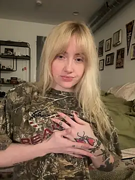 seeunexttuesday online show from February 3, 2:53 am