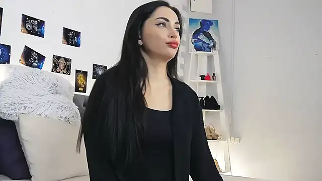 Snapshot of Agnessa chatting on October 4, 10:10 am Agnessa online show from October 4, 10:10 am