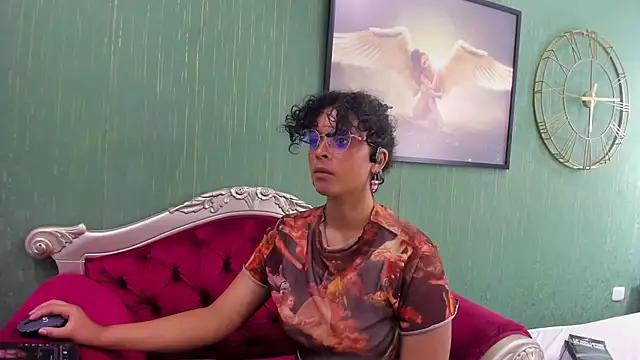 Sweet Lucyy online show from September 24, 4:11 am