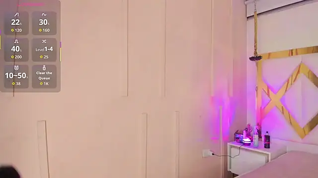 Sweet Lucyy online show from October 29, 4:50 am