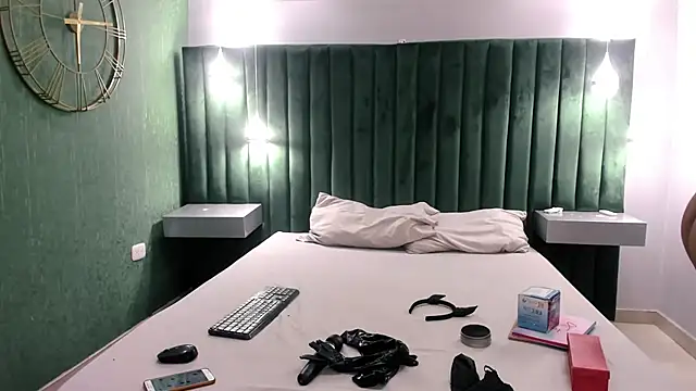 Sweet Lucyy online show from October 7, 11:42 pm