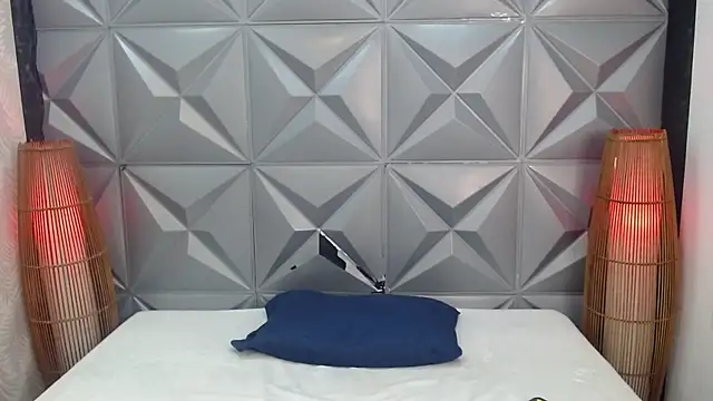 Snapshot of GreciaFox1 chatting on September 18, 11:31 am GreciaFox1 online show from September 18, 11:31 am