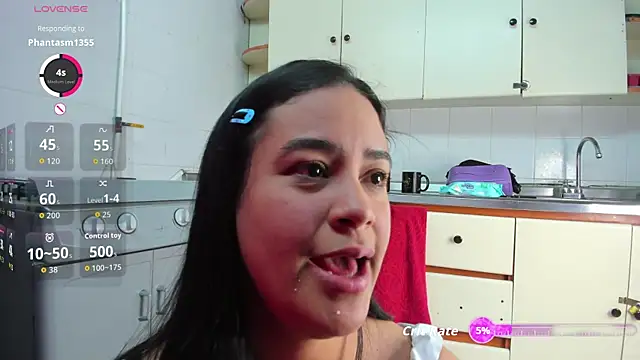 Snapshot of GreciaFox1 chatting on September 29, 12:21 pm GreciaFox1 online show from September 29, 12:21 pm