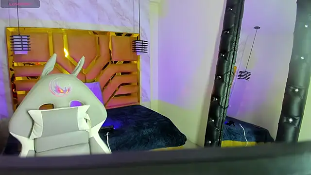 Luciifeer  online show from March 27, 6:41 pm