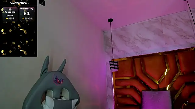 Luciifeer  online show from September 21, 7:01 pm