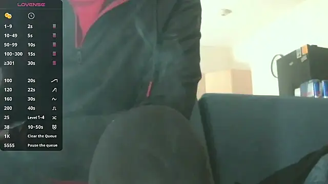 avamaxwell online show from March 31, 12:38 pm