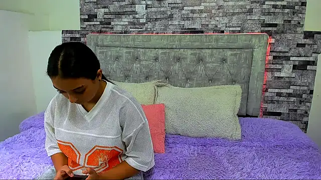 Snapshot of nicolexxaleja chatting on September 22, 8:07 pm nicolexxaleja online show from September 22, 8:07 pm