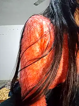 cute radhikaa online show from January 18, 11:01 pm