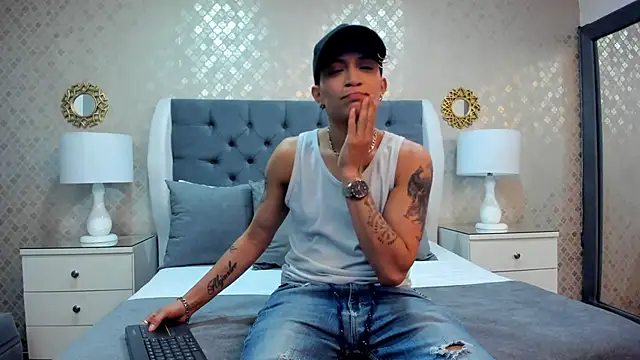 Snapshot of ZoeKrug chatting on September 26, 12:14 pm ZoeKrug online show from September 26, 12:14 pm