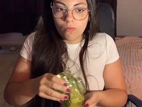 Martinabrasil online show from September 16, 6:27 pm