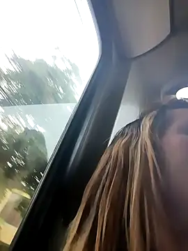 Snapshot of Daliana_Gounbolt chatting on October 8, 11:25 am Daliana Gounbolt online show from October 8, 11:25 am