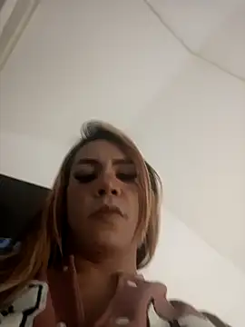 Snapshot of Daliana_Gounbolt chatting on October 15, 11:57 am Daliana Gounbolt online show from October 15, 11:57 am