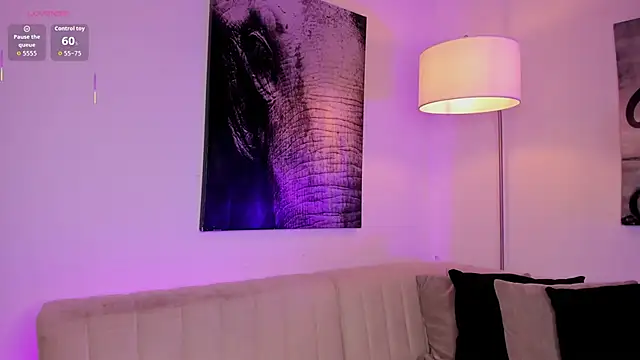 Snapshot of chelssy7 chatting on October 8, 3:55 am chelssy7 online show from October 8, 3:55 am