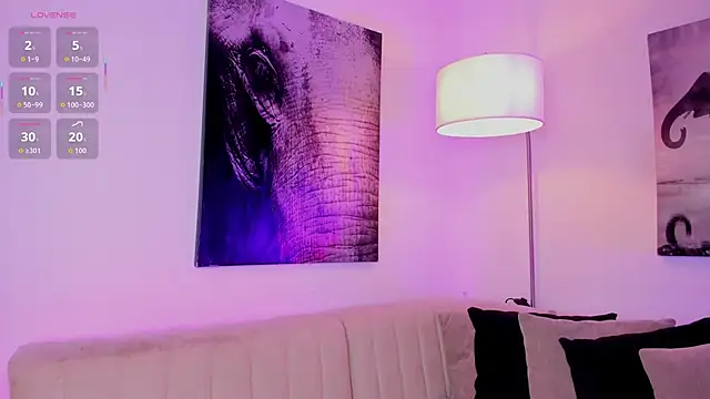 Snapshot of chelssy7 chatting on October 10, 4:06 am chelssy7 online show from October 10, 4:06 am