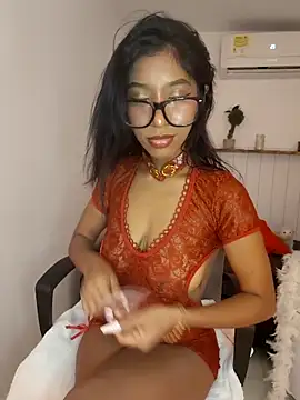 LeilaEbony online show from September 10, 3:23 pm