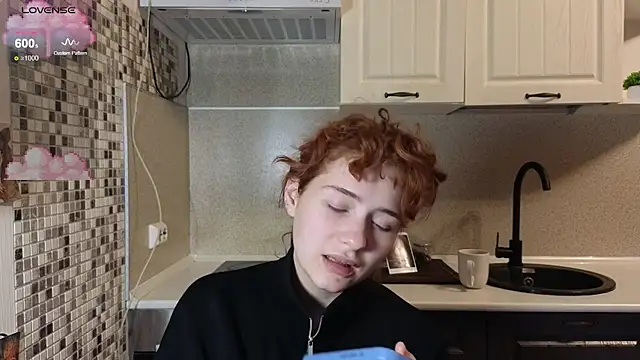 jelly cherry online show from October 16, 8:33 pm