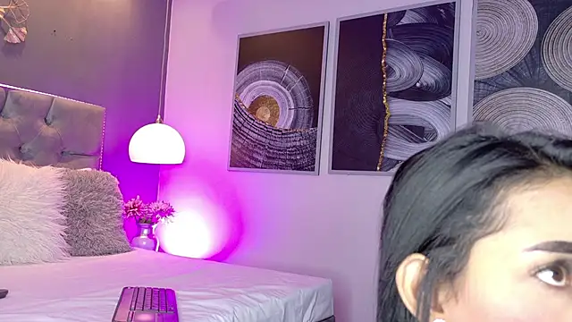 ElisaPeters online show from September 24, 6:01 am