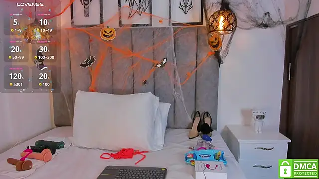 Snapshot of Gia_Scott chatting on October 26, 9:21 pm Gia Scott online show from October 26, 9:21 pm