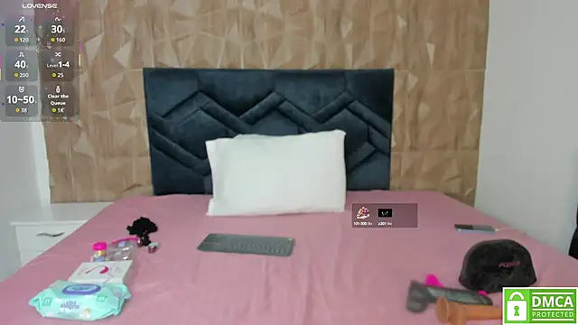 Snapshot of Gia_Scott chatting on September 13, 9:23 pm Gia Scott online show from September 13, 9:23 pm