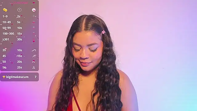 LizzyPonce online show from December 19, 10:40 am