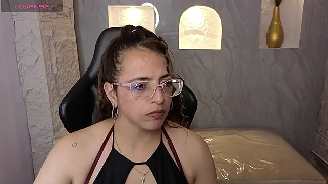 Snapshot of _Evoni_b chatting on October 21, 7:40 pm Evoni b online show from October 21, 7:40 pm