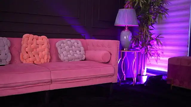 OdetteMason online show from March 19, 6:40 am