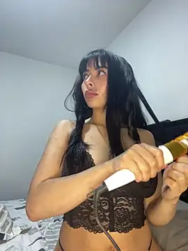 Snapshot of sara_gomez1_ chatting on September 21, 4:11 am sara gomez1 online show from September 21, 4:11 am