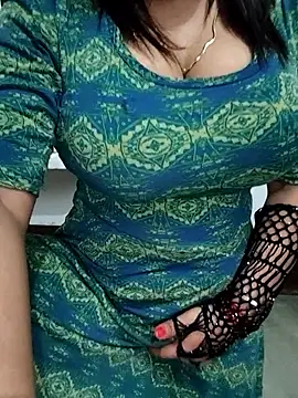 Snapshot of hot_grieal1 chatting on October 2, 6:57 pm hot grieal1 online show from October 2, 6:57 pm