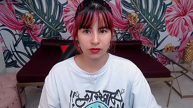 Nina harper  online show from September 18, 7:56 pm